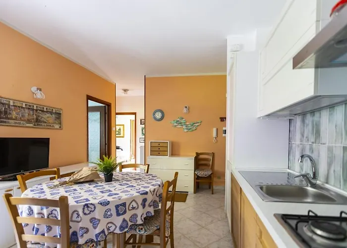 Le Persiane Rosse Cipressa